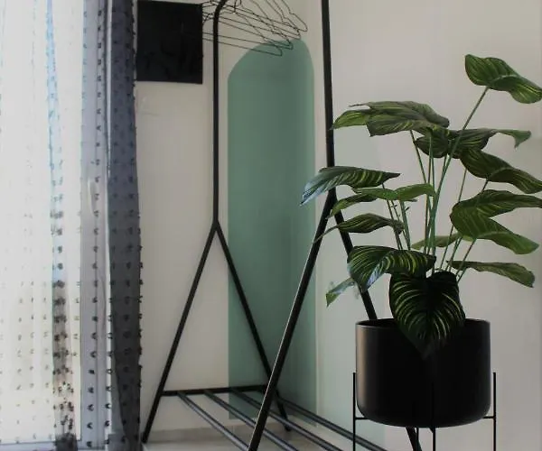 Serendipity Plus * Rhodes City