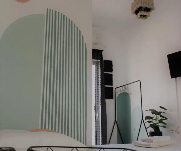 Serendipity Plus Apartment